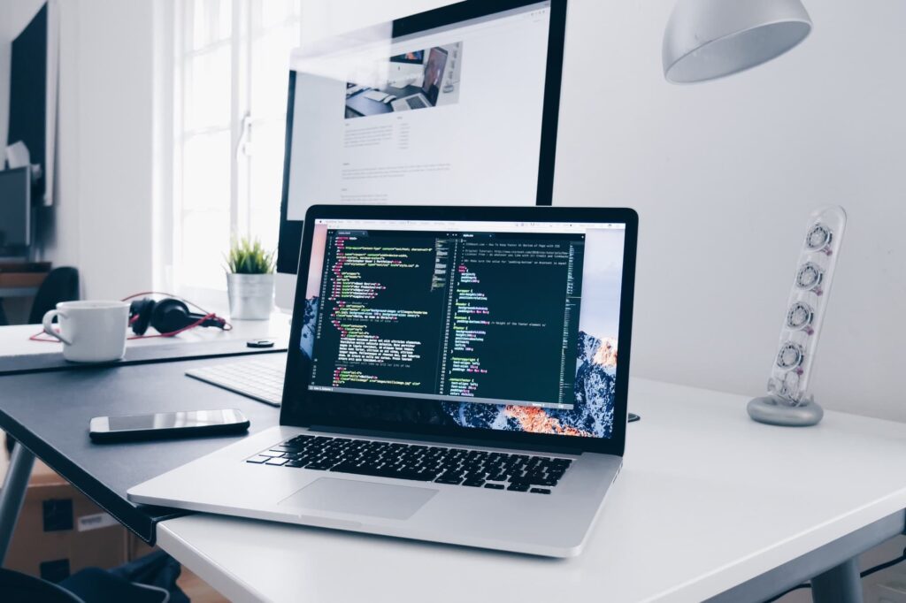 Обзор на лучшие курсы по SQL для анализа данных