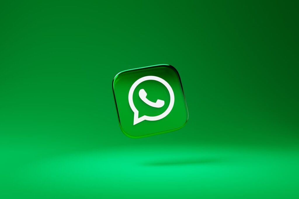 ТОП-5 лучших сервисов для WhatsApp-рассылки